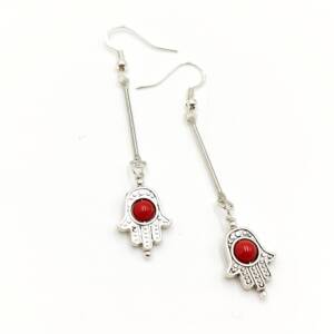 Cercei handmade cu coral rosu si simbol Hamsa