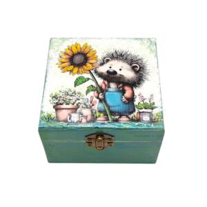 Set lemn decorat si pictat manual,  Ariciul din gradina