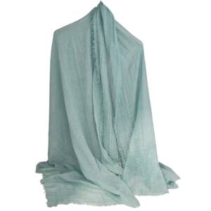 Esarfa dreptunghiulara din vascoza cu aspect creponat, verde menta